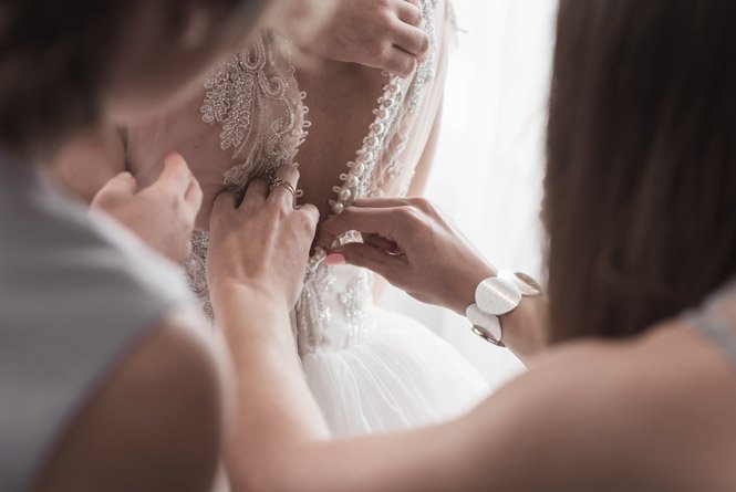 Minden, amit tudnod kell a menyasszonyi ruhák átalakításáról