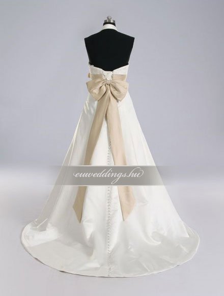 Menyasszonyi ruha A vonalú pántos-AVP-408