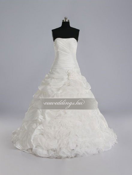 Menyasszonyi ruha A vonalú ujjatlan-AVU-2034