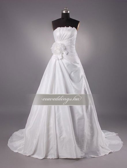 Menyasszonyi ruha A vonalú ujjatlan-AVU-2137