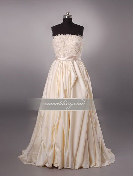 Menyasszonyi ruha A vonalú ujjatlan-AVU-3654