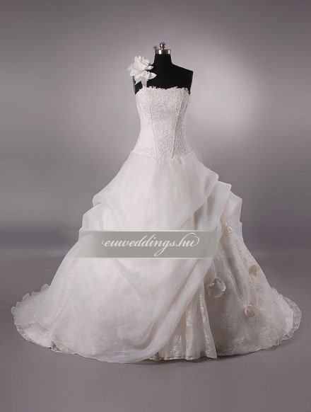 Menyasszonyi ruha báli fazonú pántos-BFP-4319