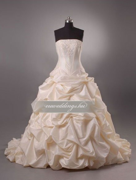 Menyasszonyi ruha báli fazonú színes és mintás-BFS-4646