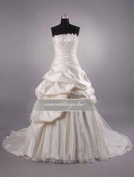 Menyasszonyi ruha báli fazonú színes és mintás-BFS-4656