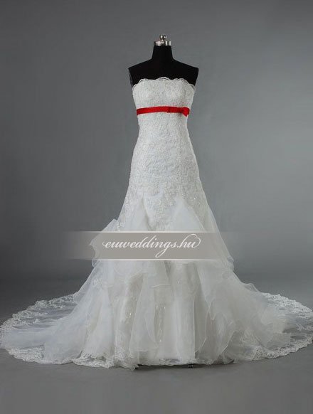 Menyasszonyi ruha sellő fazonú ujjatlan-SFU-10899